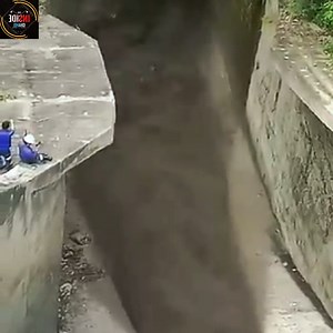 Seconds to Open the Dam Water Gate | Inside Chanel