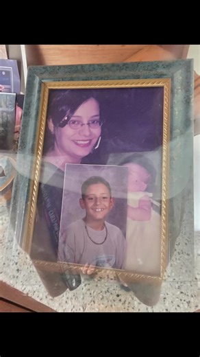 SarisMarieModel (@sarismariemodel)’s videos with sonido original - LENIER