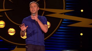 6.5M views · 7.2K reactions | My brother's not dinner party funny, he's Wetherspoons funny (from Stand Up Central, Wednesday 10pm on Comedy Central UK) | Russell Howard | Facebook