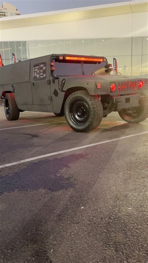 QuakeLED's Crazy Humvee Build!! FreakShow Builds!!!