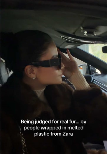 That faux-fur Zara is not giving #fashiontok ##winter##fyp