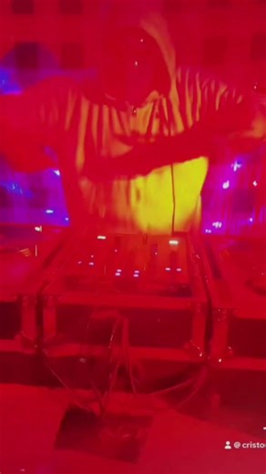 #dubstep #edm #lightshow Subscribe if you love electronic music & visuals