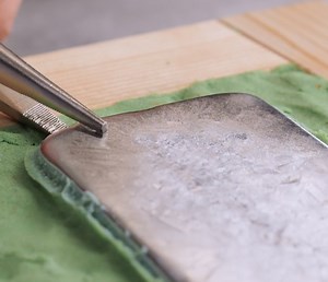 238K views · 84 reactions | Sssssensational Snake-Inspired Phone Case | 3-Minute Hacks | Facebook