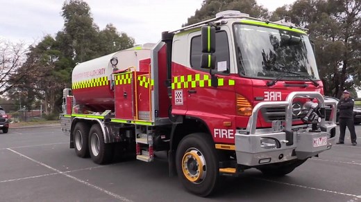 You asked for a tanker with a larger water capacity and firefighting capabilities. We made two of them CFA’s two new 9000-litre ultra-heavy tankers are set to revolutionise firefighting in Victoria. They are currently on tour and will go into action this summer. ^SW https://news.cfa.vic.gov.au/-/ultra-heavy-tanker-tours-state?utm_source=dlvr.it&utm_medium=twitter | CFA Chief Officer
