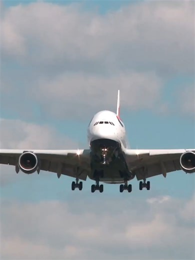 Take a look at our unmanned convenience store in Osaka, Japan. It's an AI - enabled store for zero - pressure shopping.#unmannedstore #unmannedconveniencestore