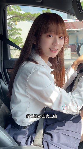 阿爾法載89教科書的第一次開箱