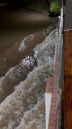 More flood video from Stapleton, Alabama. 📹: Bill Bass #baldwincounty #Stapleton #weather #storms #stormdamage #flooding #fox10weather #news #fox10news | FOX10 News