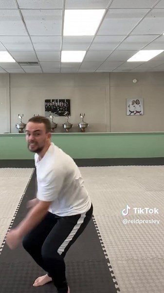 Backside 900 or BS9! Super cool trick kick that elevates your katas or trick combos. Plus, it looks cool 🤷🏻‍♂️ #kick #trick #jump #karate #tkd #slowmo #blindinglights