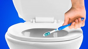 32 cool life hacks with toothbrush. | 5-Minute Crafts Men