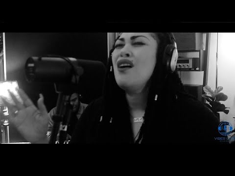 Keke Wyatt "Tennessee Whiskey" Live Performance