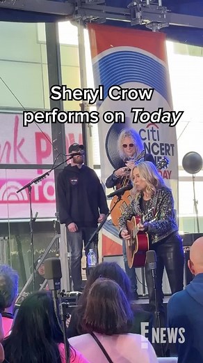 Sheryl Crow Sings 'The First Cut Is The Deepest' Live