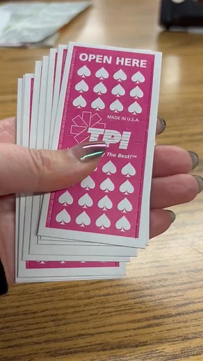 60K views · 462 reactions | #bingofun #bingo #bingowinner #fyp #pulltabs #bingolife #asmr #bingowinning | GreenLife | Facebook