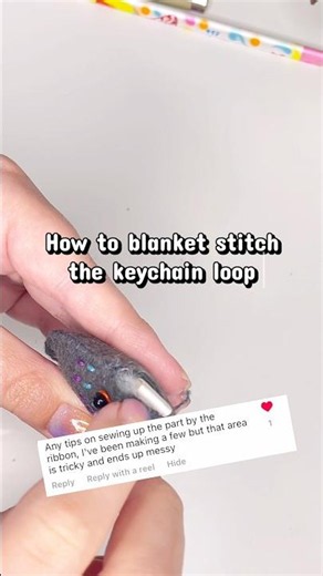 That’s how I blanket stitch the ribbon loop on a felt keychain ~ #feltcrafts #diykeychain #feltdiy