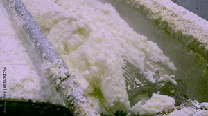 Paper production. Washing and bleaching of hardwood pulp. Pulp production.