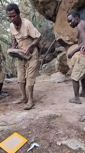 Hadzabe first time vs mirror 😲🪞 pure surprise in the wild #Hadzabe #FirstTimeExperience #MirrorMoment #IndigenousLife #JungleLife | African Untold Stories