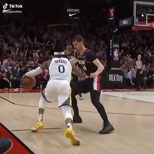 This move is SO CLEAN! #hoopsnation #nba #hoops #basketball