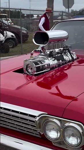 Blown 1962 Chevy Bel Air Bubble Top Dominates Turkey Rod Run! 💨🔥