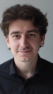 I turned myself into a tall blue alien 👽 #Seedance #AIVideo #CreativeAI #AIForCreators #BytePlusAI | Griggen