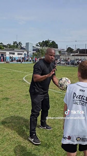 Treinamento de Futebol com Marcelinho Carioca em Vargem Grande Paulista