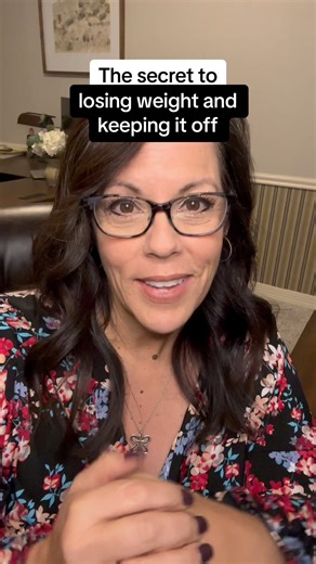 Let’s talk about why we need God’s help on our weight loss journey. 🙏🏼✨ When it comes to getting healthier, we face challenges that can feel overwhelming. But guess what? Having faith in God is a complete game changer! By seeking God’s guidance, we can trust that His strength is made perfect in our weakness. We’re not alone on this journey. So, let’s renew our mind, pray, and meditate on God’s Word. 🌻 Invite God into this part of your life and let His strength light up your path to a balanced