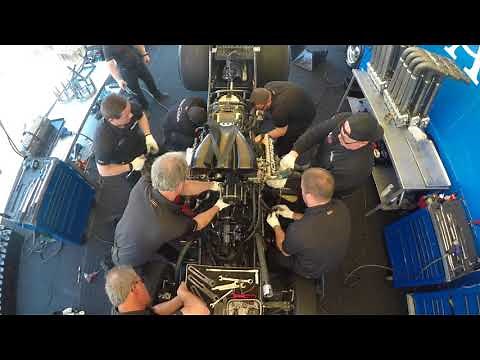 Timelapse Teardown of a Funny Car engine
