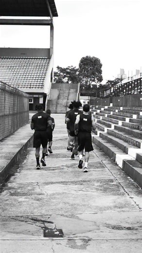 Corinthians Lutas on Instagram: "Pré-temporada ON no #MMACorinthians. 🔥 Evolução, foco e intensidade do começo ao fim. 💥 Treino técnico com explosão 💪 Treino de resistência 🥊 Treino de pré-temporada #LutasCorinthians #VaiCorinthians"