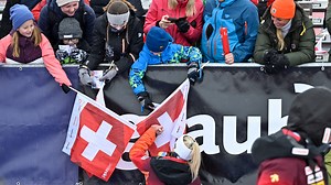 8.1K views · 137 reactions | Geniesse noch einmal die besten Schweizer Wintersport-Momente der Saison 2023/24! 朗✨ Das #swissskiteam und #swisssnowboardteam sorgten an den Heimweltcups  mit Höchstleistungen für grossartiges Spektakel!  Wir sagen DANKE und freuen uns bereits auf die nächste Saison – und wieder auf eure grandiose Unterstützung, liebe Fans!  #swissskiteam #season #inthebooks #push #dreambigdobig #highlights | Swiss Alpine Ski Team | Facebook