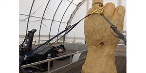 Kid Rock on massive middle finger in Vermont: I gotta have one