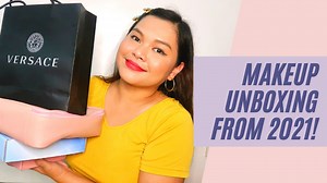 4.8K views · 69 reactions | Pahabol mula 2021! From undergarments to makeup, these are some of the newest items that you have to try this year! Anong gusto niyo i-try? #TheBeautyJunkee #unboxing #haul #prunboxing #makeup #lingerie | The Beauty Junkee | Facebook