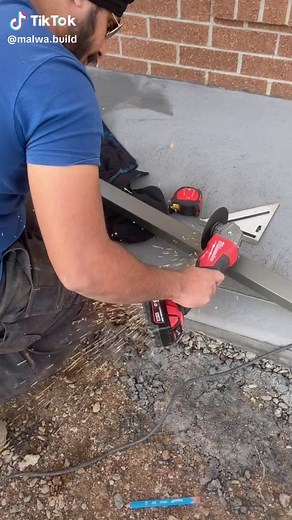 Colorbond job completed with gate at Grandview estate Truganina#melbourne #fencinglife #colorbond #tradielife #MalwaBuild #fencingcontractor #malwai
