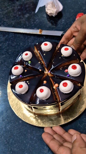 🍫 🎂 chocolate pastry 🎂 / how to make easy beautiful cake at home #shorts #pastry #chocolate #reels