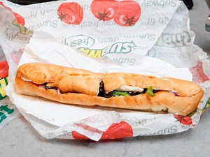 Subway becomes latest restaurant chain to remove artificial ingredients from its food