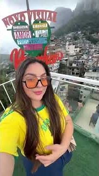 Ste Marques | Curvy Model | Fashion | & Inspiring Confidence | Model Bio & Lifestyle Journey