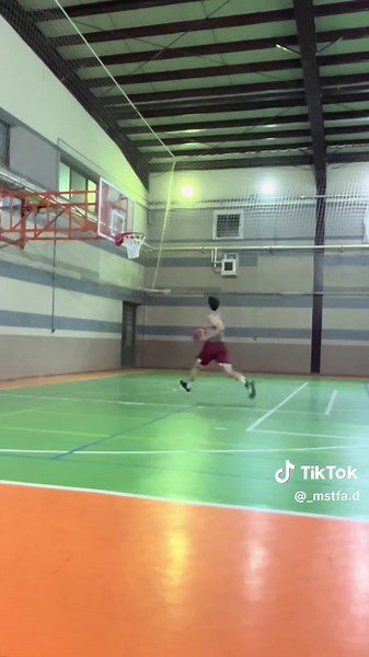 Exciting First Dunk in Basketball History