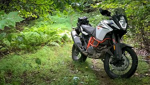 2017 KTM 1090 Adventure R review  - RevZilla