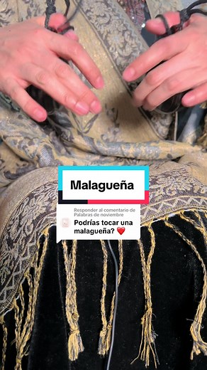 Respuesta a @Palabras de noviembre Amo esto. Malagueña. #castañuelas #flamenco