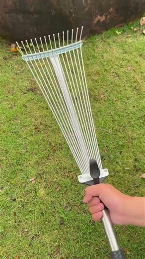 The Best Flexible Rake for Every Corner of Your Garden