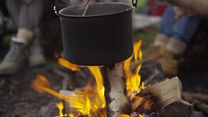 Tilt Shot Hand Unrecognizable Male Camper: Stockvideos & Filmmaterial (100 % lizenzfrei) 1037903129 | Shutterstock