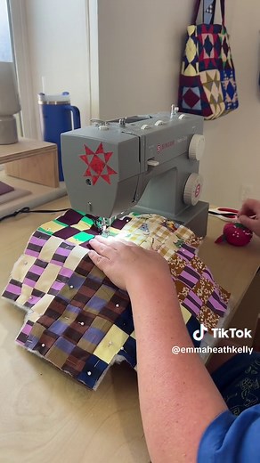 Stephanie Michelle Heath: How to Sew Quilted Makeup Bag Tutorial