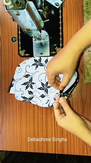 Makeup kits bag making #bagmaking #bagcuttingandstitching #bagcutting #fashion #sewing