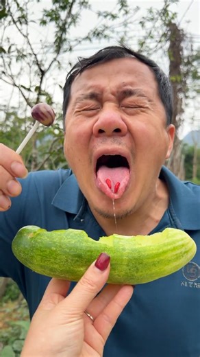 Gia đình vui vẻ, cùng bí mật từ chái dưa hấu ớt cay bí ẩn và các loại nước sốt cà phê, thơm ngon