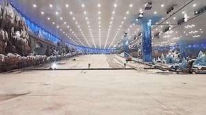 Watch Impossible Builds Season 1 Episode 10 - Ice World