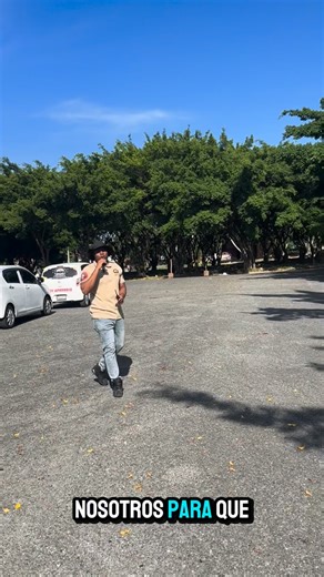 Escuela De Manejo Profesional on Instagram: "Curso a partir de 6,000 pesitos 🪪💵😅 ⏰Laboramos todos los días🤦🏽 🗺️ ubicado en santo Domingo Profesores 🧑🏼‍🏫 totalmente 💯 capacitados Autos 🚘 modernos y confortables Aprende desde 0 o perfecciona tus habilidades #viralreels❤️ #fyp #clases #envivo"