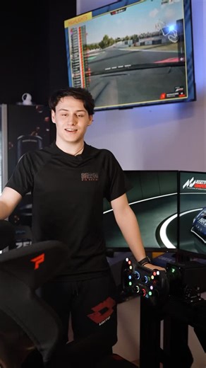 NRG DRIVING SIMULATION CENTER ASD on Instagram: "🏁 Il volante non è solo un volante, è il cervello della macchina. Nel video Vittorio Nicolodi ti spiega come usare davvero il volante di un’auto da corsa sui nostri simulatori professionali. 🔧 TC (Traction Control) 🛑 ABS (Anti-Blocking System) ⚙️ DIFF (Differenziale) ⚡️ MAP (Mappa motore) 🖐️ Palette del cambio e frizione Un vero pacchetto completo per capire cosa fanno i tasti, quando usarli e perché fanno la differenza sul tempo sul giro. 👉