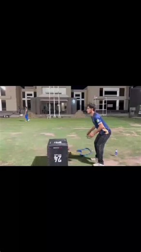 Strength Training for Fast Bowlers' Legs and Shoulders