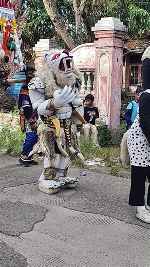 maskot Singa dangdut #reelsfypシ #maskotlucu