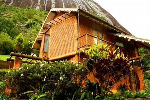 Modelos de CHALÉS ➞ 41 projetos e plantas grátis! [ano]