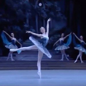 So airy😍Anna Tikhomirova in Raymonda⭐️ #Bolshoi #AnnaTikhomirova #Raymonda #ballerina #balletvideo | Imperial Classical Ballet