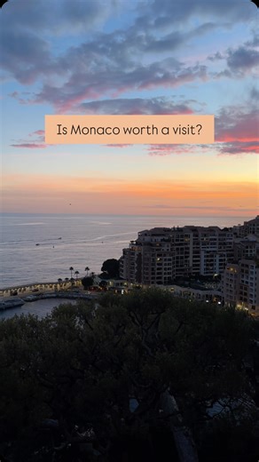Tiny Travel Tales | Family Travel ✈️ on Instagram: "Monaco had been on our list for so long — and seeing it in real life felt like stepping into a movie set 🇲🇨 In just one walk we did the Christmas market right on the Formula 1 circuit 🎄🏎️, strolled Port Hercule, climbed up to the Panorama for the views, visited the Oceanographic Museum, wandered Port de Fontvieille, stopped by the Cathedral, the Prince’s Palace and finished at the Casino in Monte-Carlo — all without ever feeling rushed. Mon