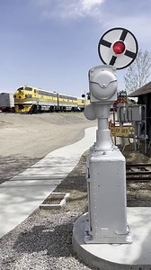So much to see and do at this weekend’s Colorado Crossings event, including watching a “Magnetic Flagman” wig-wag crossing signal in operation! This isn’t just any wig-wag—until 2021 it was the very last one in service on a U.S. Class 1 railroad mainline, guarding a lonely Santa Fe (now BNSF) railroad crossing in Southeast Colorado, at the lonely hamlet of Delhi. You can see the last Wig-Wag this weekend and learn more about it here.... https://coloradorailroadmuseum.org/2021/09/14/big-train-tou